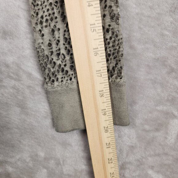 We The Free Top Green Mesh Distressed Women's Size M - Picture 7 of 7